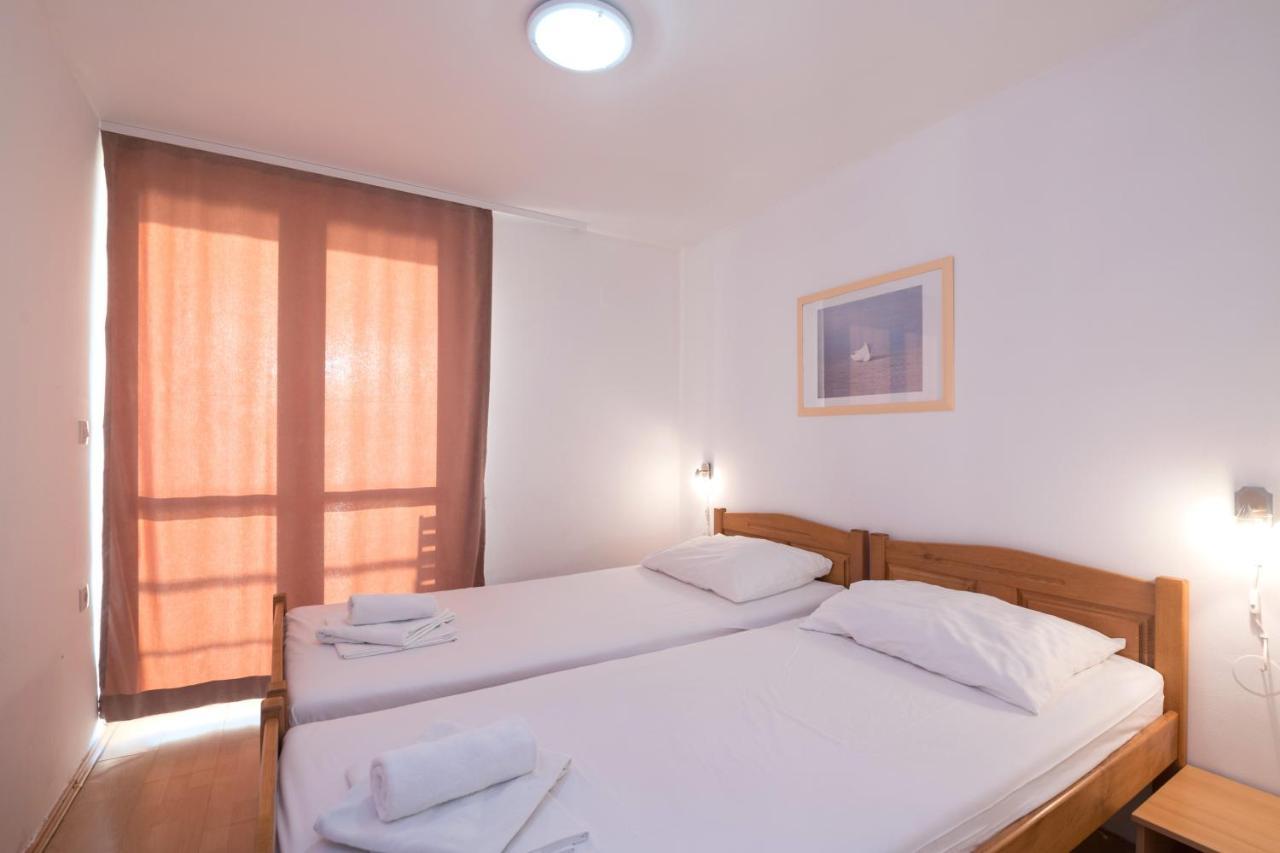 Hotel Rooms Roccia Novigrad  Zewnętrze zdjęcie