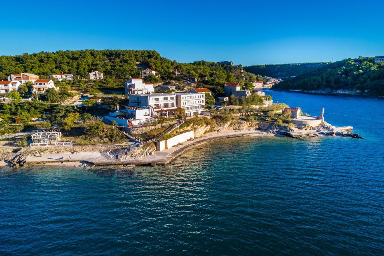 Hotel Rooms Roccia Novigrad  Zewnętrze zdjęcie