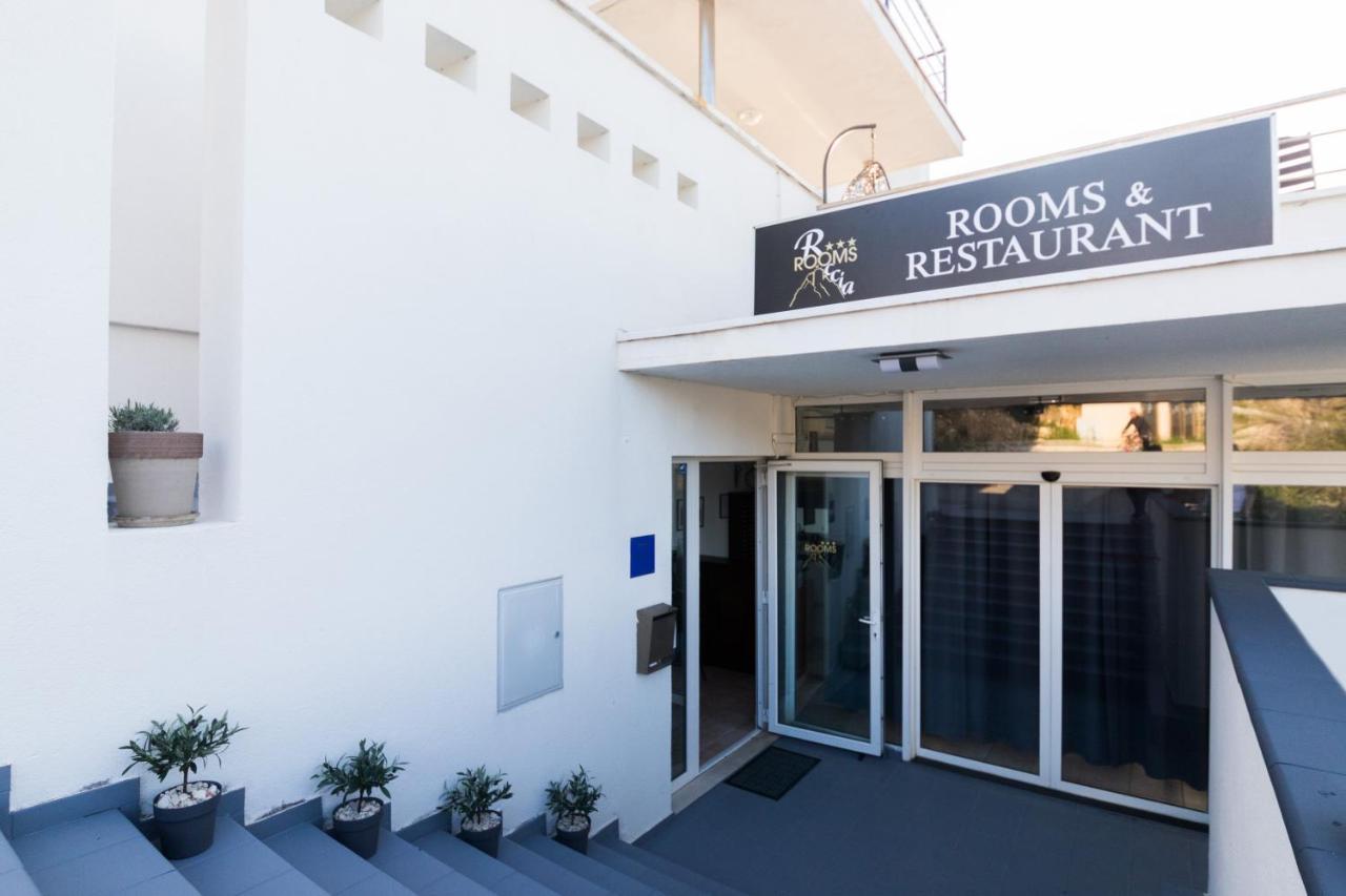 Hotel Rooms Roccia Novigrad  Zewnętrze zdjęcie